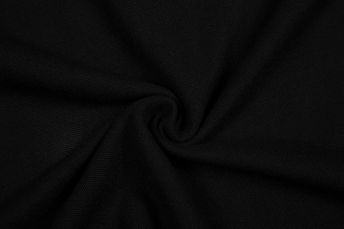 P200 White background picture [Evergreen all year round] Style number: 25101# (on sale all year round) Color: black white label/black red label/navy blue white label/navy blue red label/white/pink/grey Size: S to Pearlescent buttons on white background ✅ - The placket chiffon film is professionally processed ✅ -Ralph Lauren's classic Malaysian logo Polo｜Unlock the British retro sports style. Use 220g heavy double-sided piqué cotton to create a tall silhouette. The iconic Malaysian embroidery logo interprets American origin. The solid color system can easily control formal and casual scenes.
